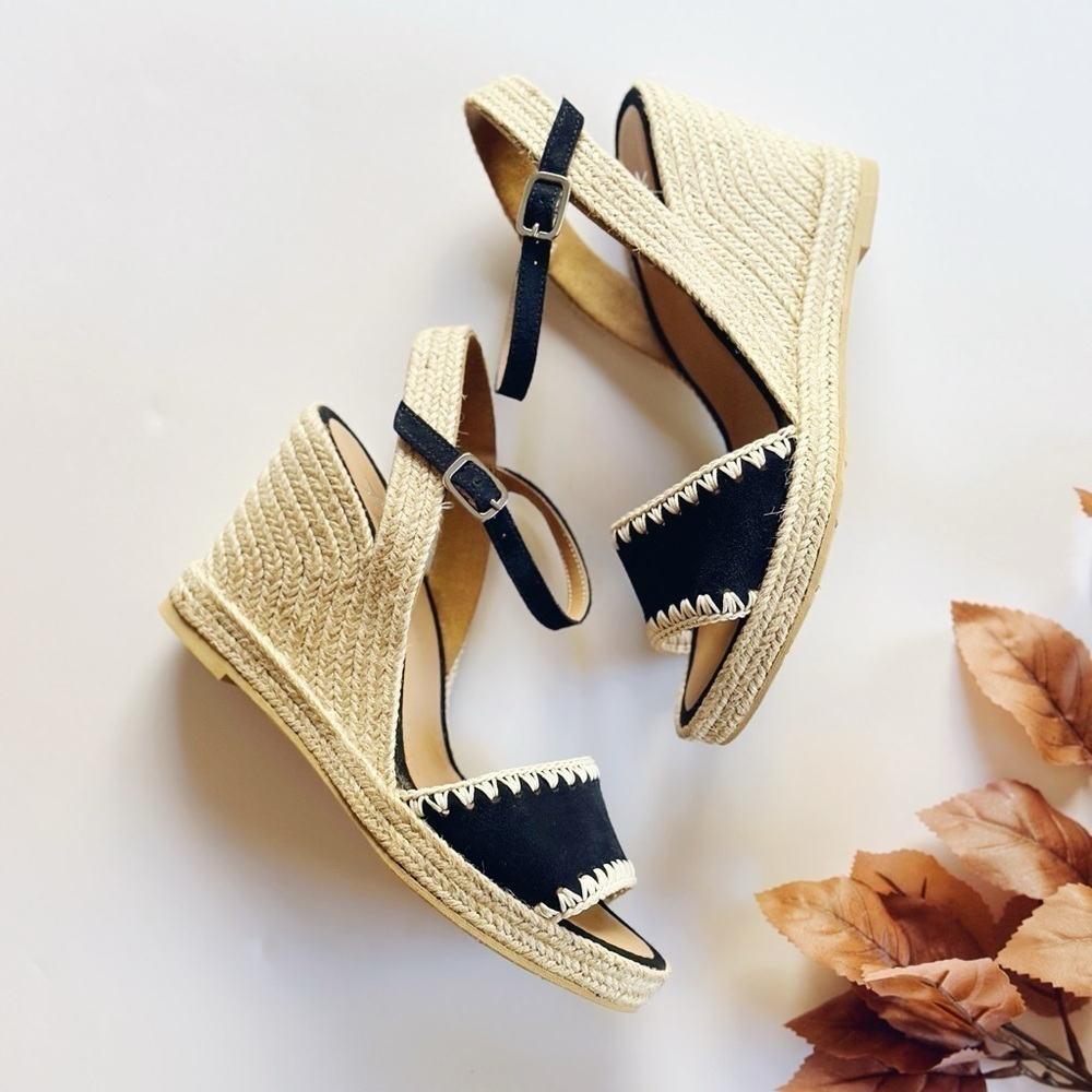New Aquatalia Jiliana Suede Stitch Wedge Espadrille Sandals Size 6 — image 3 of 7